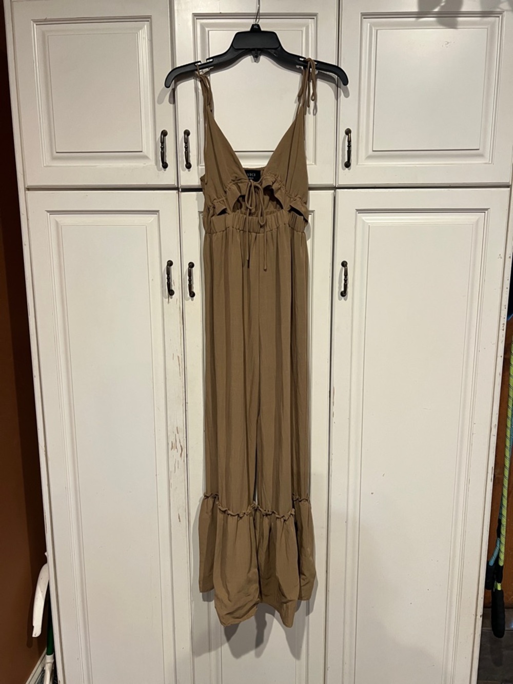 Tie-Shoulder Brown Maxi Romper with Ruffled Hem